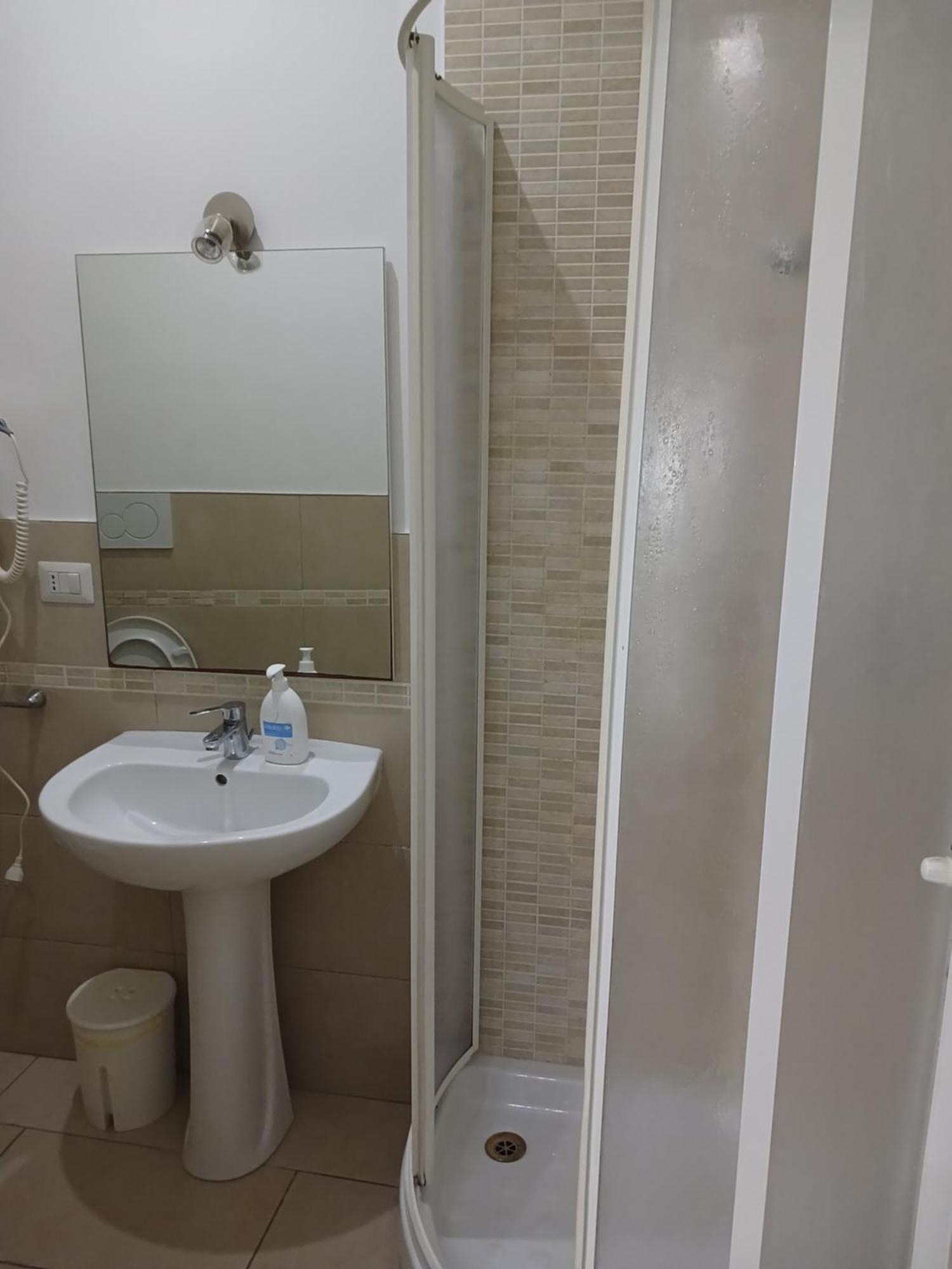 Guest House San Pietro Rom Exterior foto